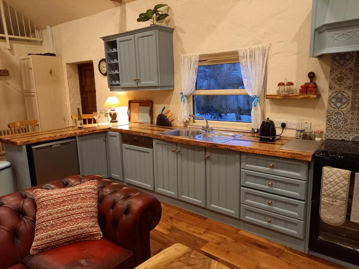 Mary'S Bespoke Cottage Cill Airne Exteriör bild